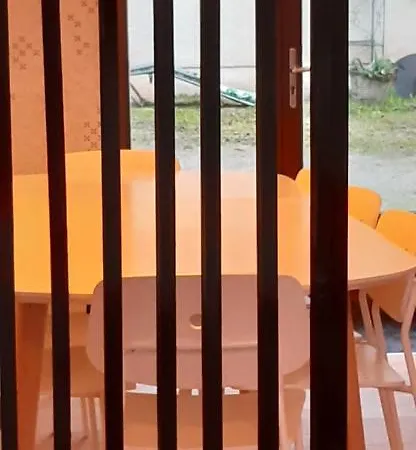 Vakantiehuis La Voliere Ouverte *